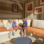 Bed & Breakfast L'ecole Des Garcons Maigne