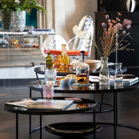 L'ecole Des Garcons 住宿加早餐酒店 4*