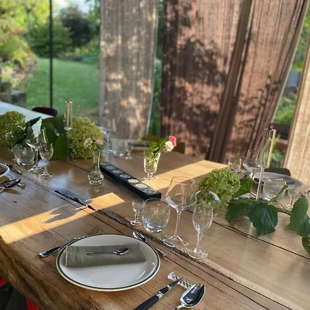 L'ecole Des Garcons Bed & Breakfast