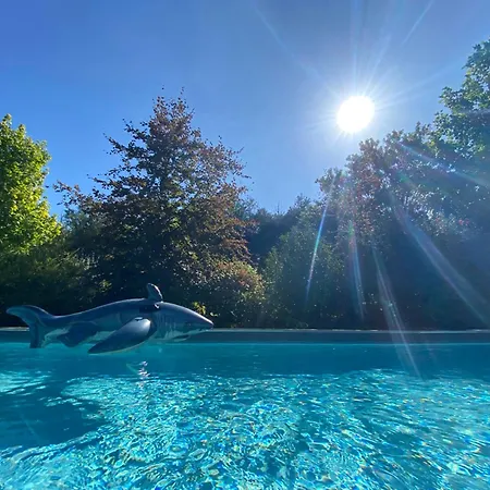 L'ecole Des Garcons Bed & Breakfast 4*