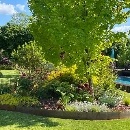 L'ecole Des Garcons - D'hotes Climatisees 4* Maigne