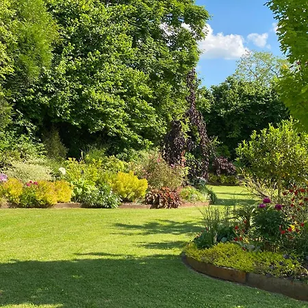 L'ecole Des Garcons Bed & Breakfast