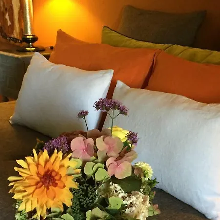 Bed & Breakfast L'ecole Des Garcons 4*