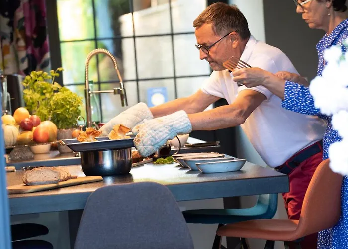 L'ecole Des Garcons Nocleg ze śniadaniem Maigne