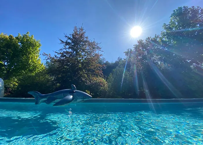 L'ecole Des Garcons Nocleg ze śniadaniem 4*