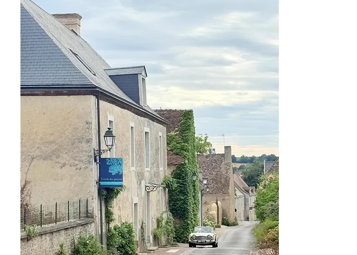 L'ecole Des Garcons Maigne