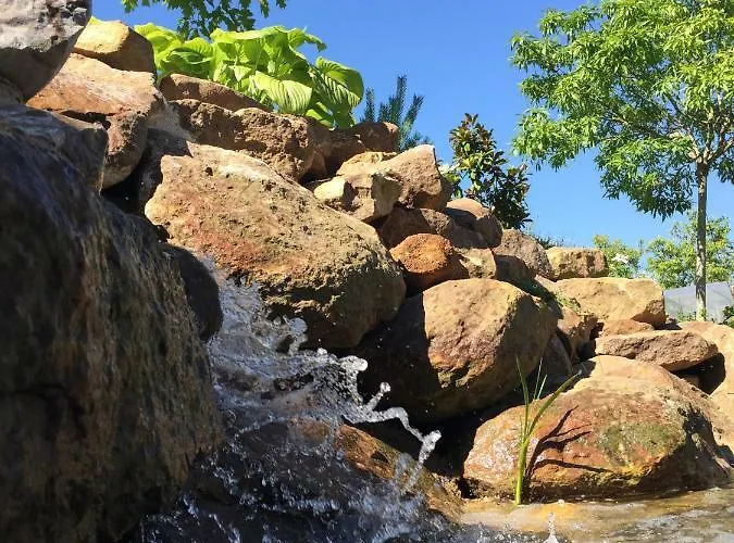 Nocleg ze śniadaniem L'ecole Des Garcons 4*